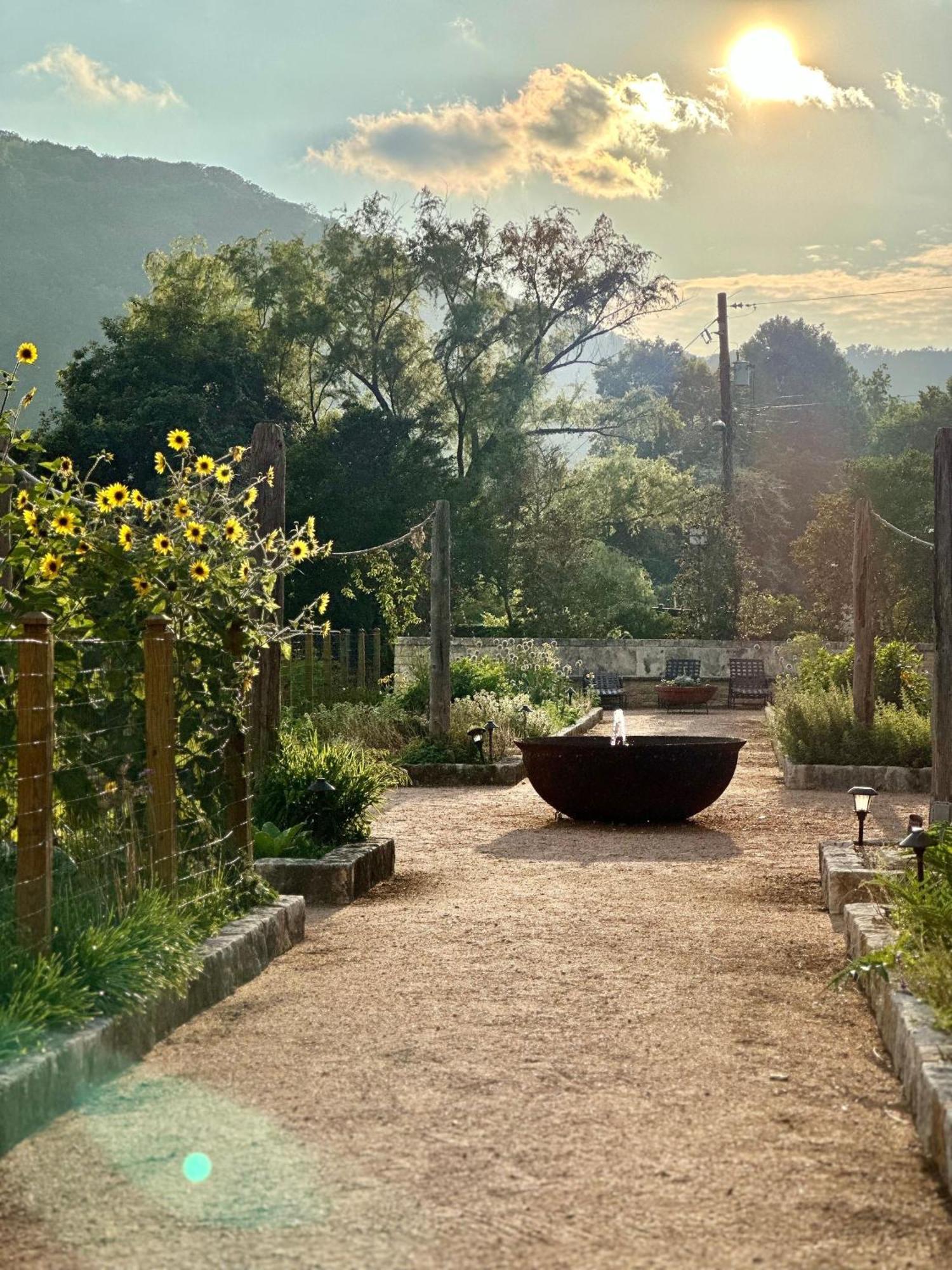 Lake Austin Spa Resort Экстерьер фото